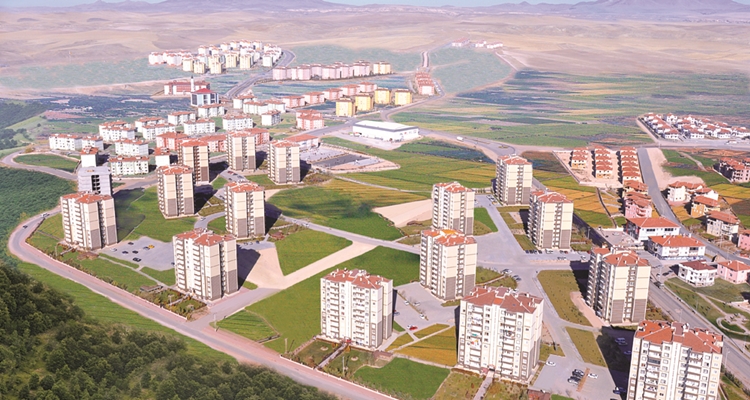 Toki Aksaray Taşpınar Evleri'nde Teslimler Başladı