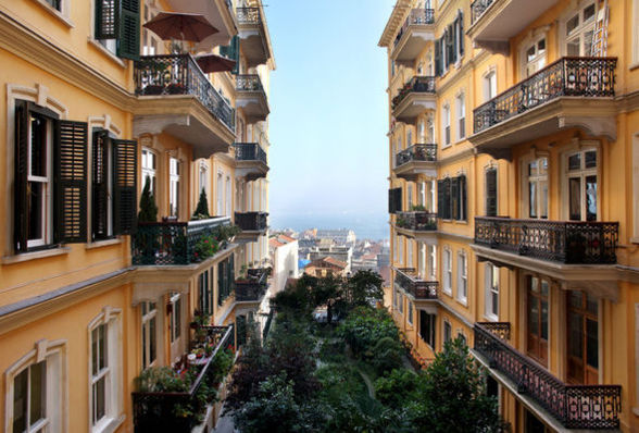 Sibel Can Oğluna Doğan Apartmanı’ndan Ev Alıyor