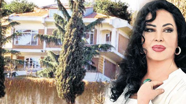 Türkan Şoray Bebek'teki Villasını Sattı