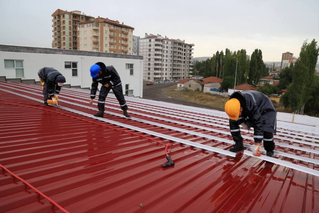 Türkiye’nin En Büyük Çatı Üstü Güneş Paneli’nde Sona Gelindi!